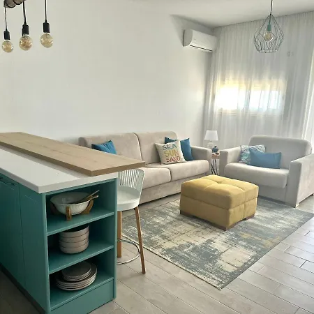 Sunny Hill Apartment